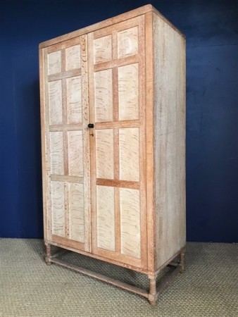 Macintosh Antiques A Heals Bespoke Limed Oak Compactum Wardrobe